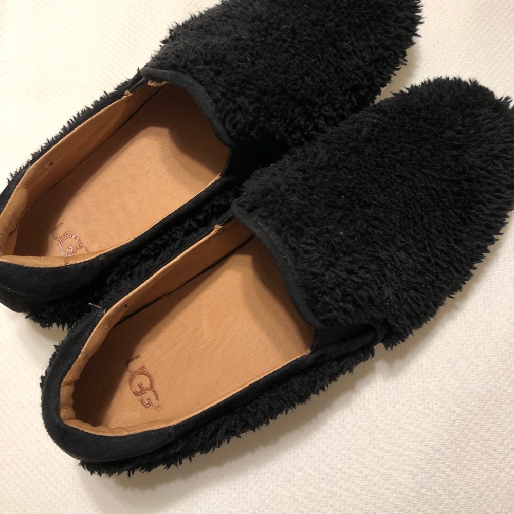 NWOT UGG Ricci Slip On